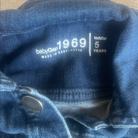Gap 1969 Kids Denim Jacket – Dark Wash Jean Jacket, Size 5 - Picture 2 of 4